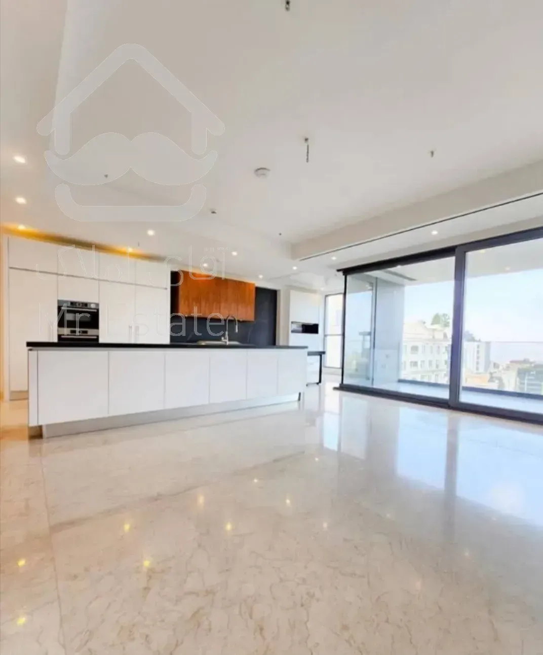 ملک نوساز تک واحدی سه طبقه یکجا با سند تک برگ