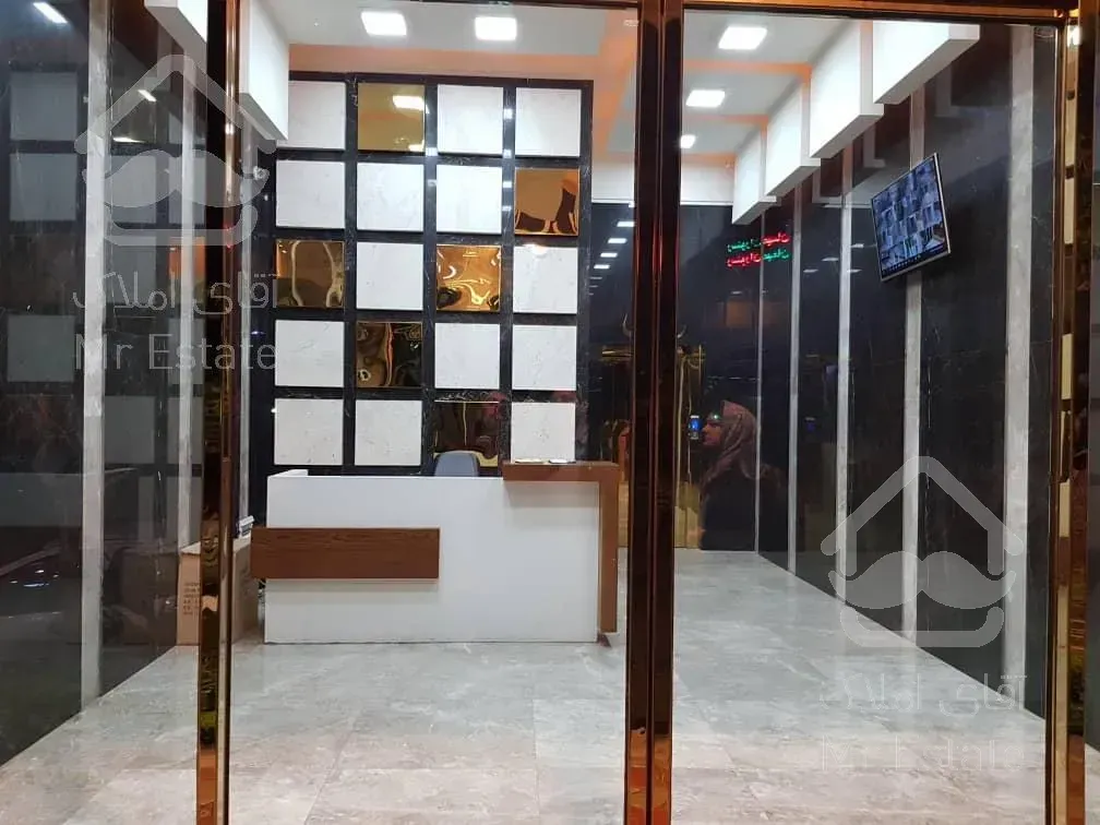 ۶۵۰ منرسند اداری نوساز شهرک غرب قابل تمدید چند ساله