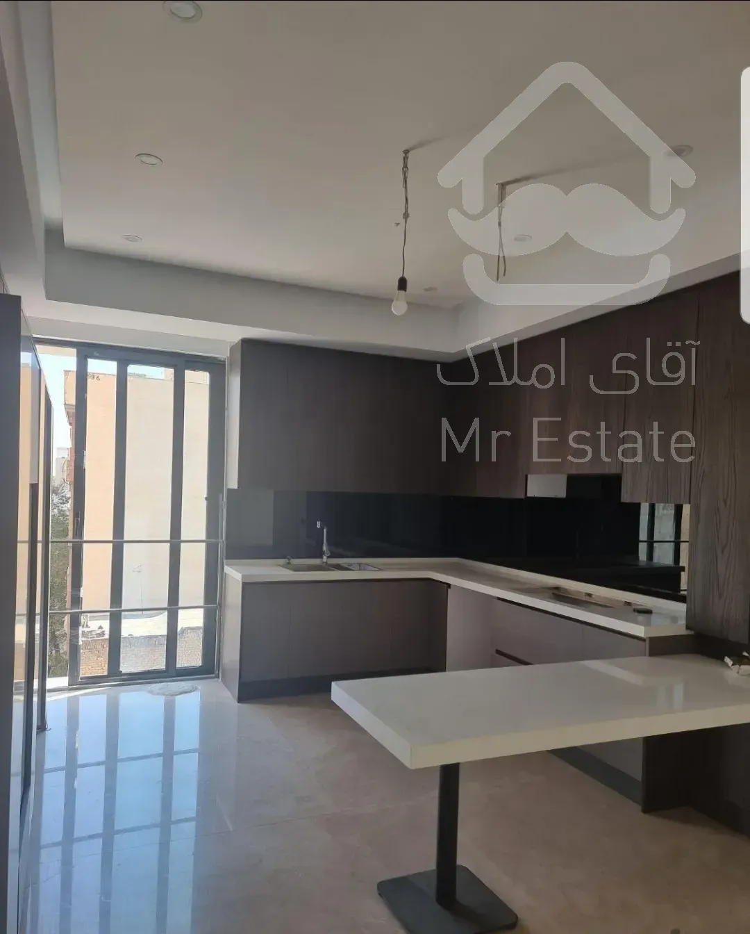 4طبقه آپارتمان یکجا(مستغلاتی) در منطقه۲۲ دهکده المپیک