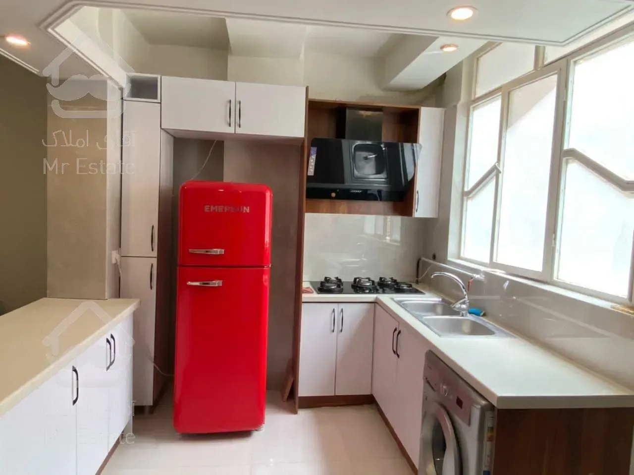 ۶۰متر/غرق در نور/بدون پرتی/دسترسی عالی