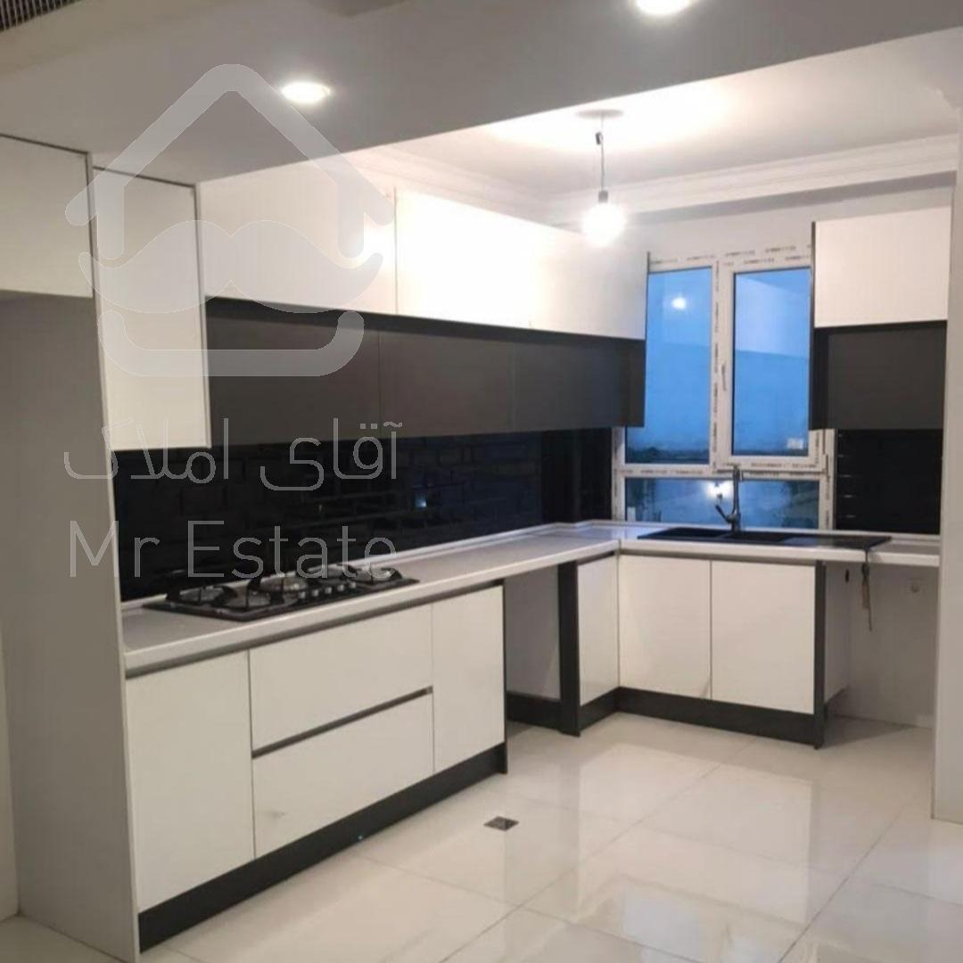 ۱۰۶ متر/فول امکانات/رو به آفتاب/سرتیپ شفاهی