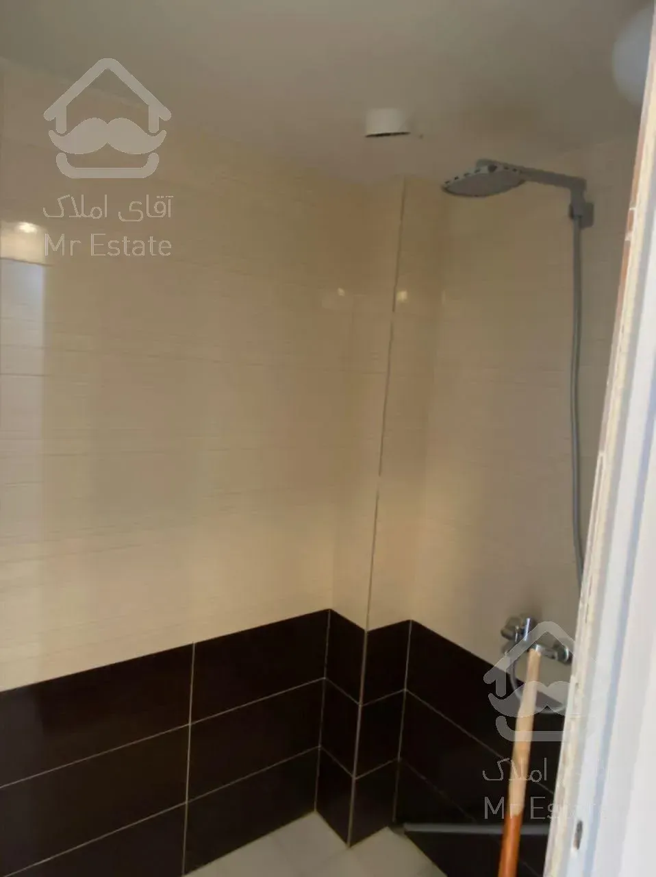 ۷۰متر*سالن پرده خور جنوبی*کم واحد