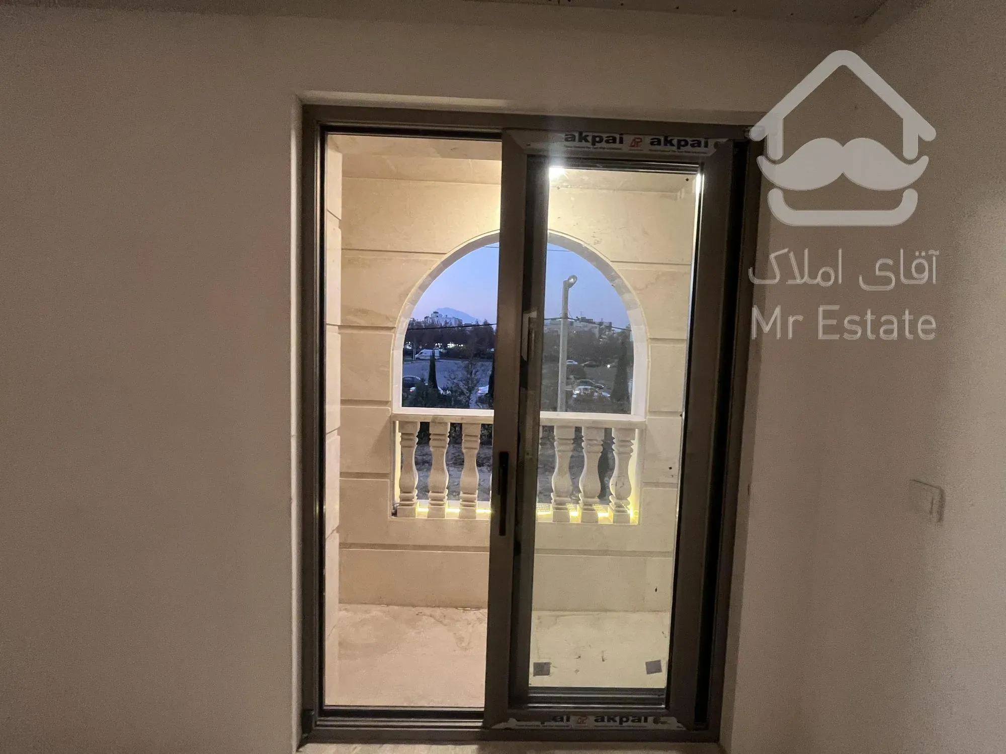 سه خواب لوکس تاچارا