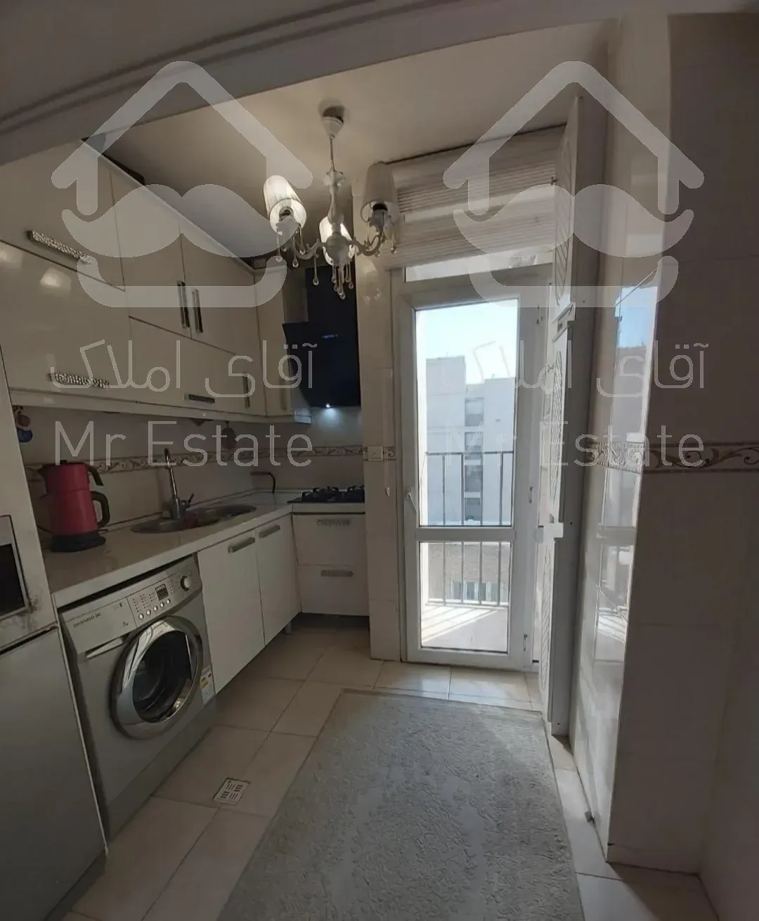 ۶۵ متر دو خواب پارکینگ دار بالای سپه