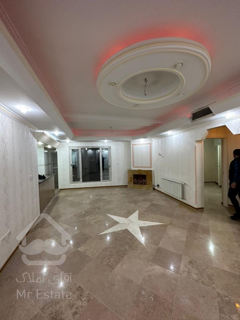 سالن پرده خور جنوبی/کم واحد/لوکیشن دنج