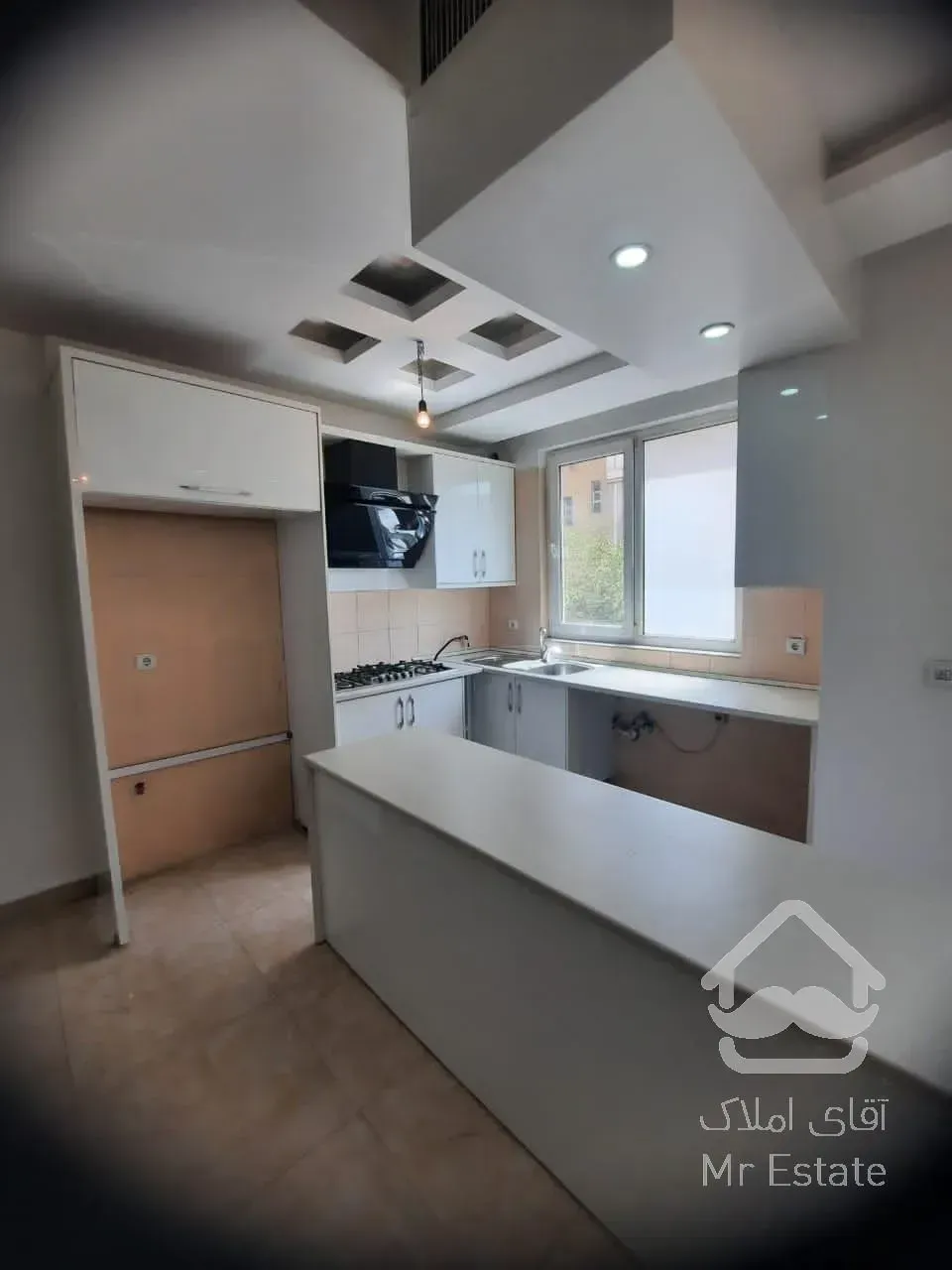 ۸۲ متر فول امکانات در اباذر