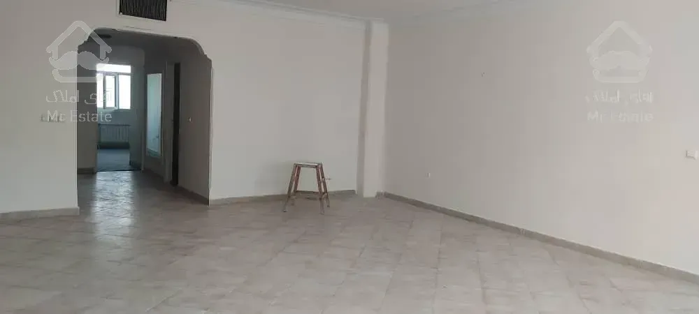 فروش ملک مستغلاتی سه طبقه در شهرک چشمه دو نبش