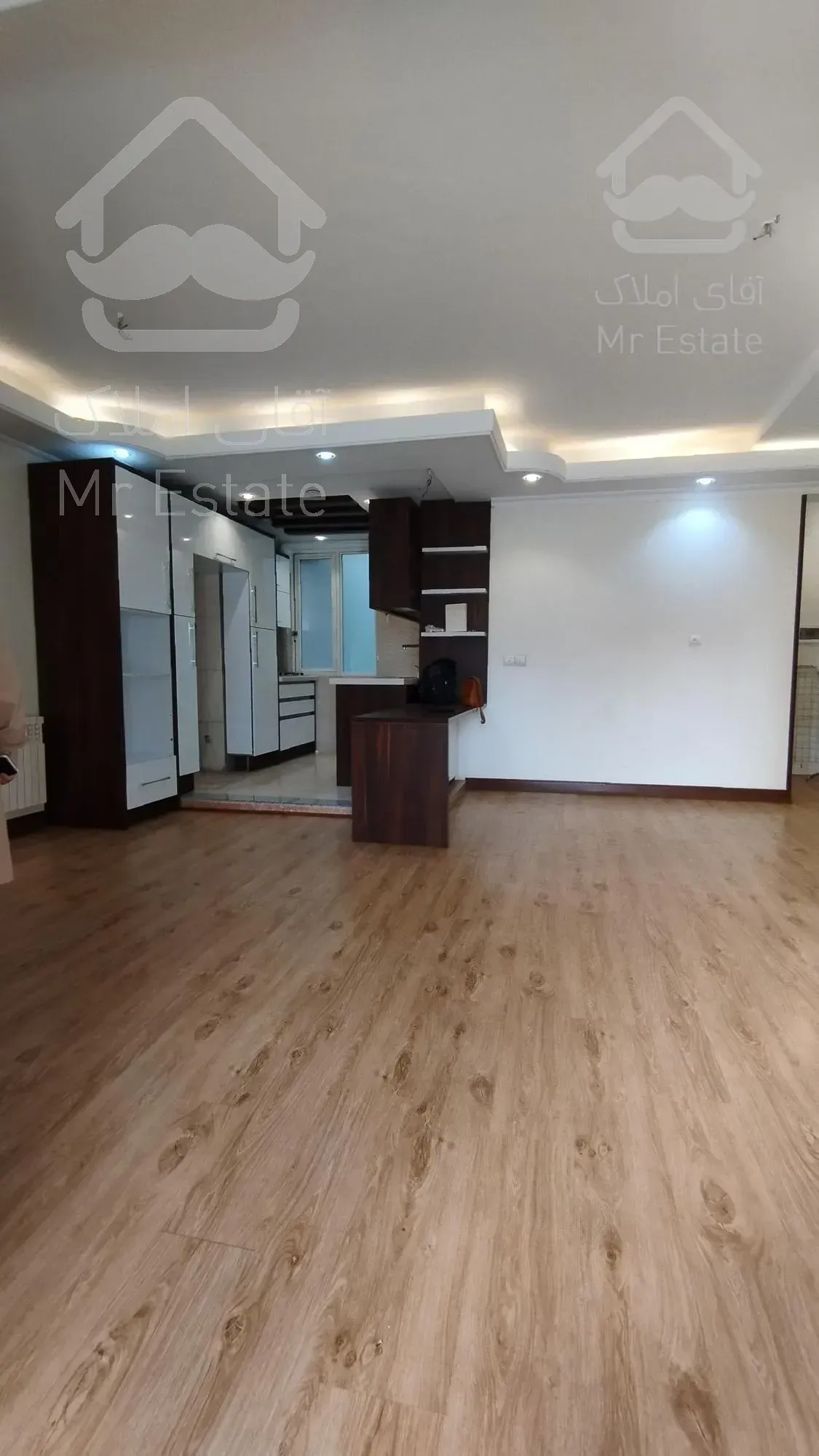 ۸۰متر/روبه جنوب/بسیار خوش نور نقشه/