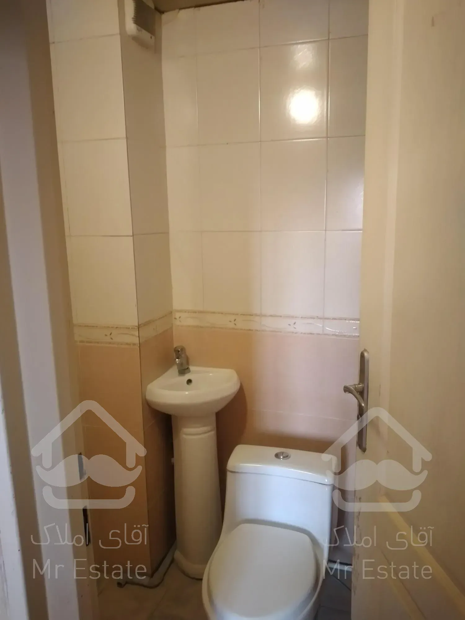 آپارتمان ۷۰ مترفول امکانات. کوی بیمه.خیابان رستمی