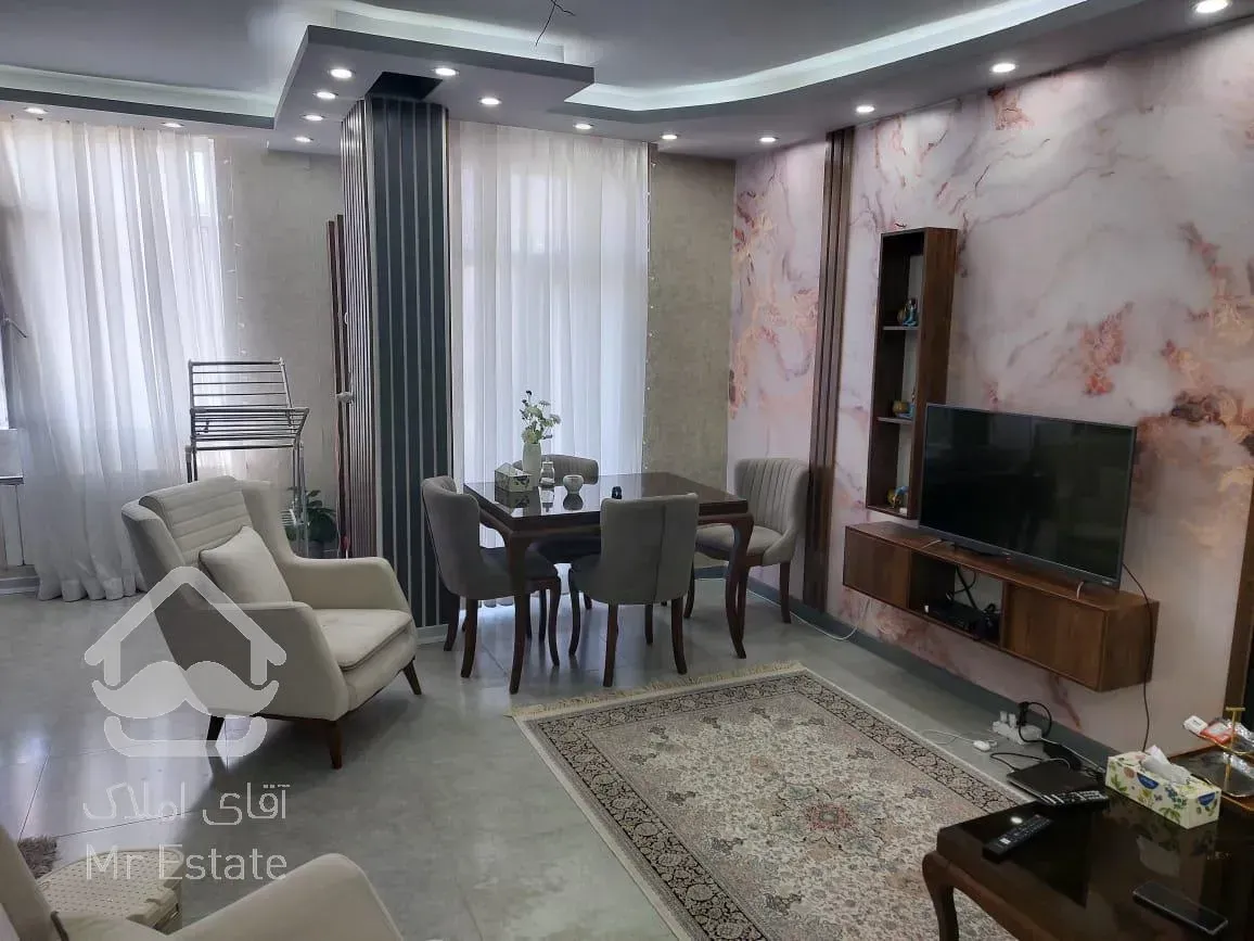 ۷۰ متر فول امکانات رو به آفتاب در سازمان برنامه