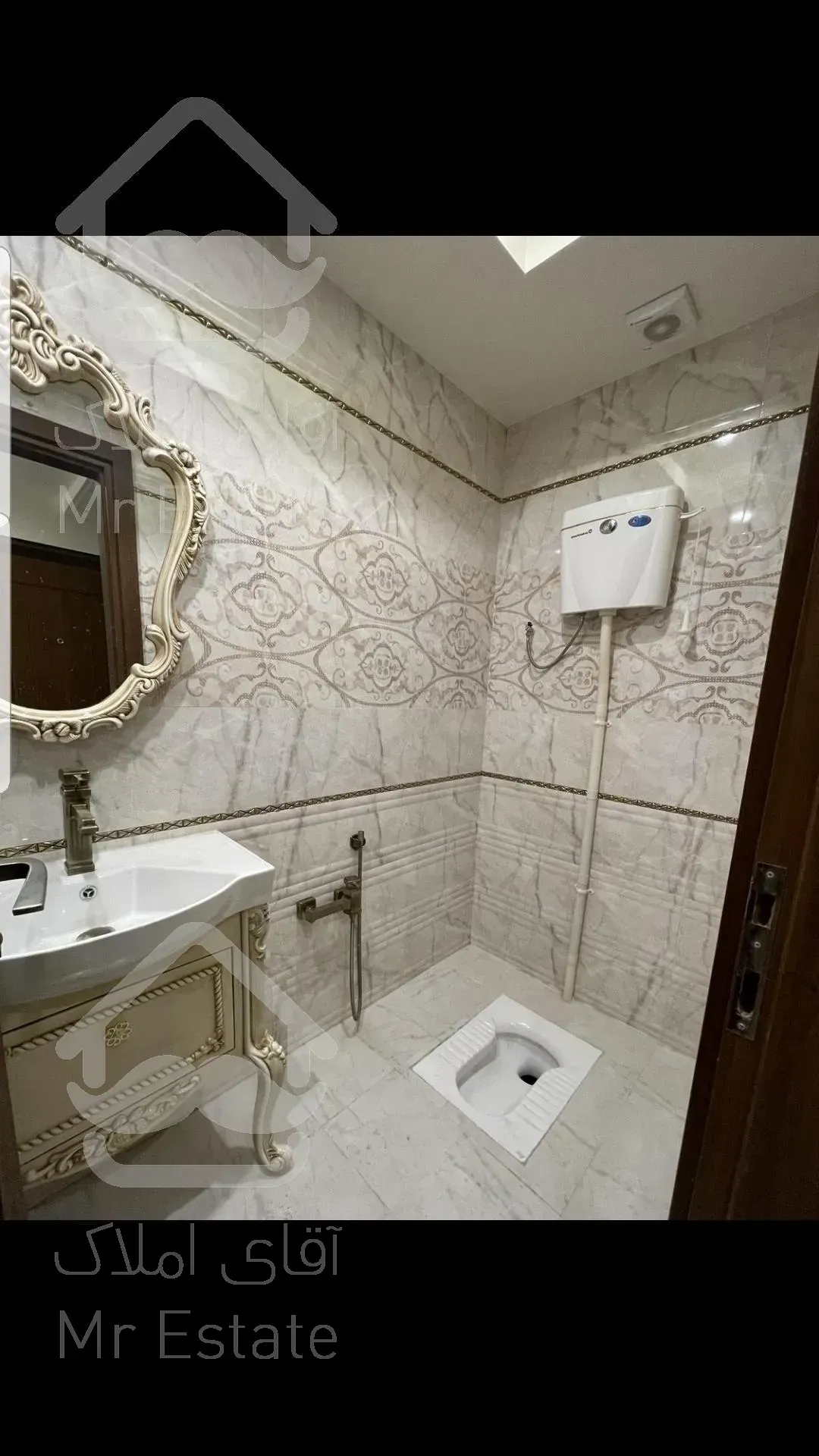 فروش ملک مستغلاتی نوساز بصورت یکجا در چند قدمی پارک جوانمردان