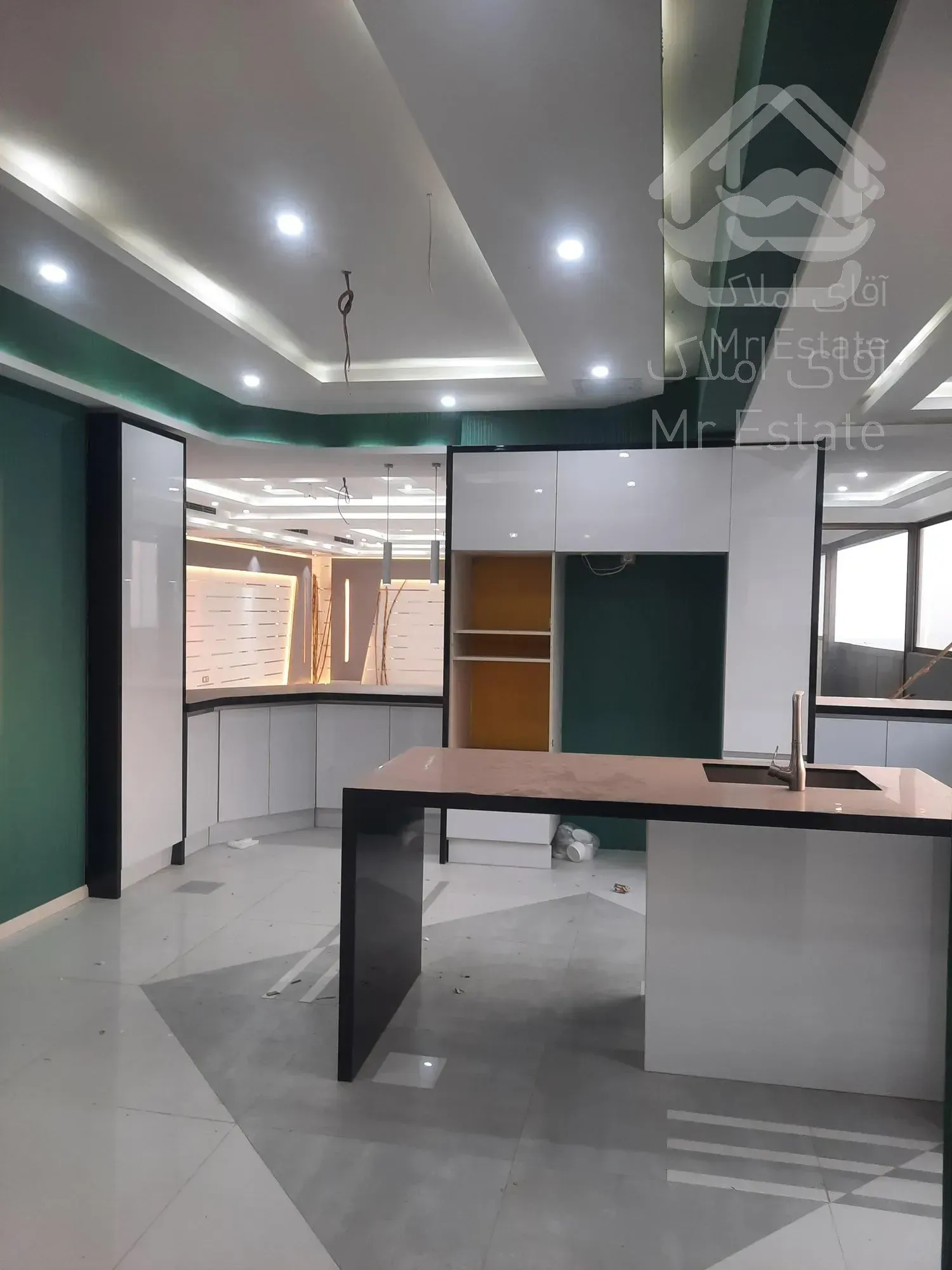 پنت هاوس ۳۷۰ متر برج G چیتگر ایرانمال + مشاعات آبی منطقه ۲۲ خرازی طبقه آخر ویوالدی کوهستان و دریاچه