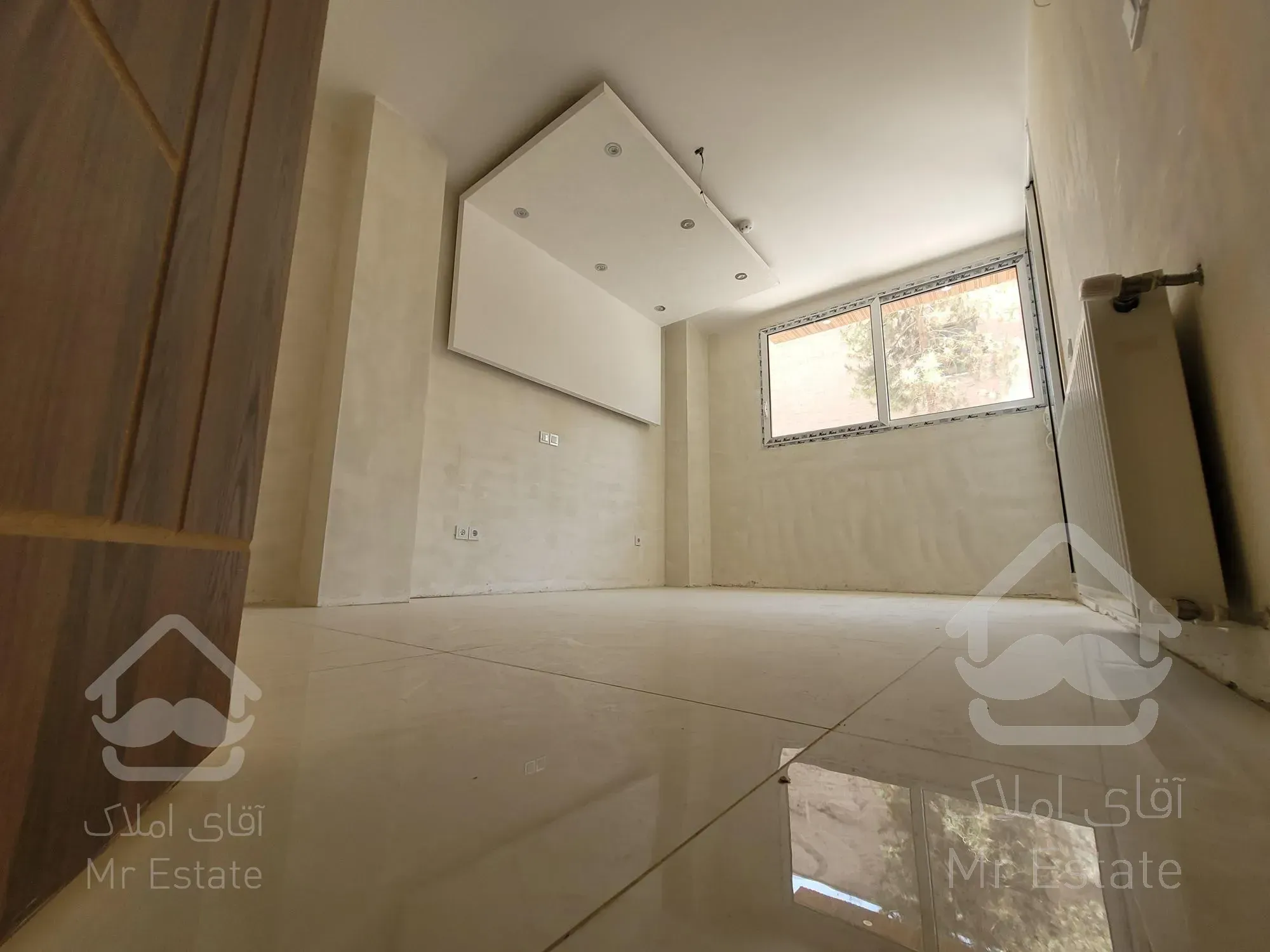 ناژوان / ۱۳۰متری / ۳خواب / طبقه۲ / پول لازم