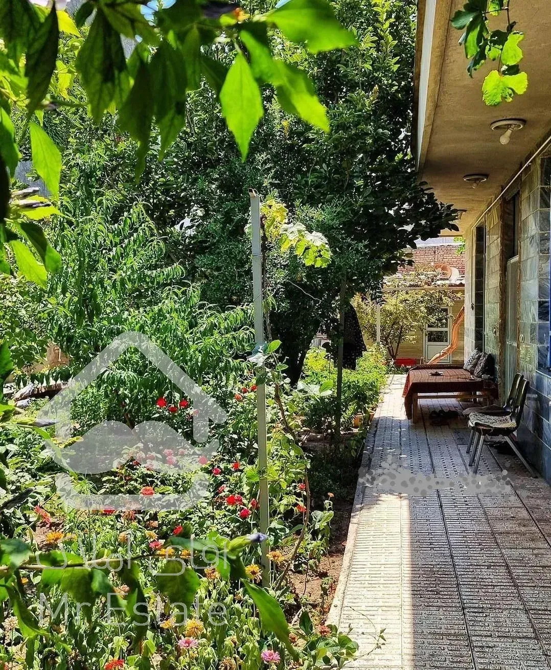 ویلایی کلنگی زمین ۸۰۴ متری شهرک دانشگاه شریف وردآورد شمالی چیتگر