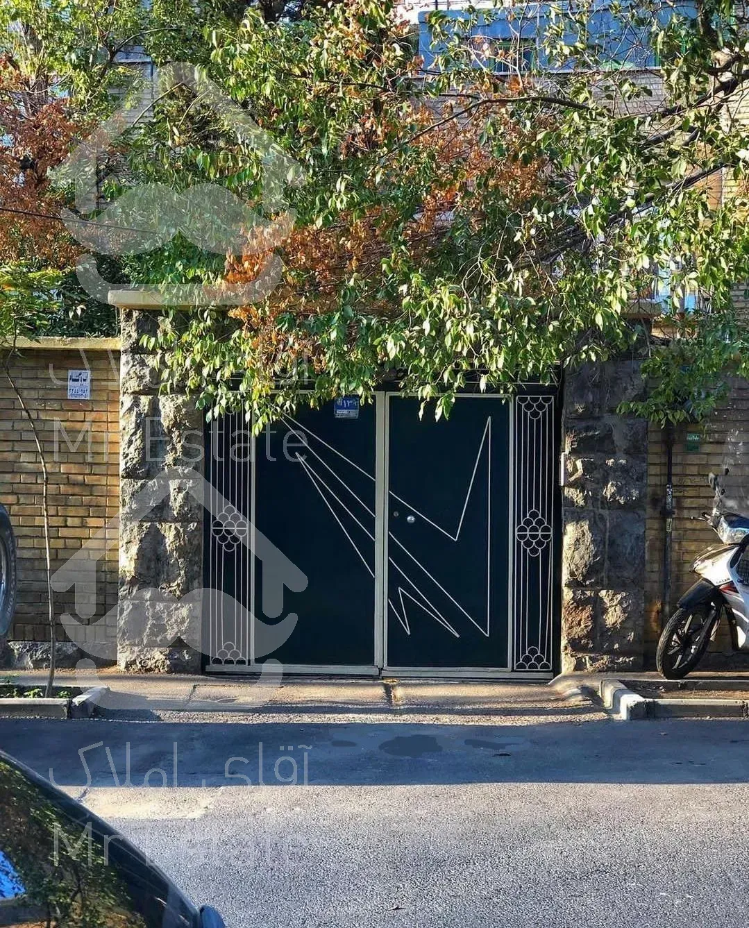 ۳۰۳ متر ویلایی دوبلکس کلنگی ۴خواب اردستانی خرازی منطقه ۲۲ شهرک دانشگاه شریف