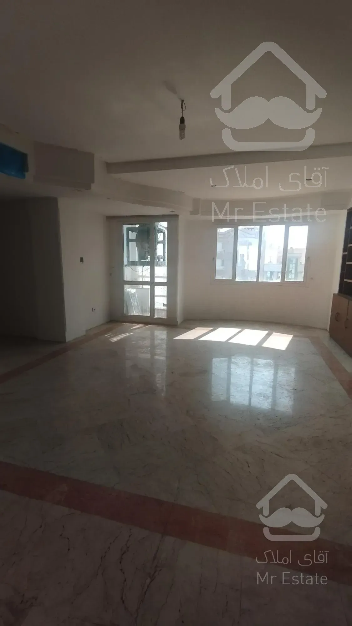 ۷۸متر*بدون مشرف*نور گیر عالی*دسترسی قوی