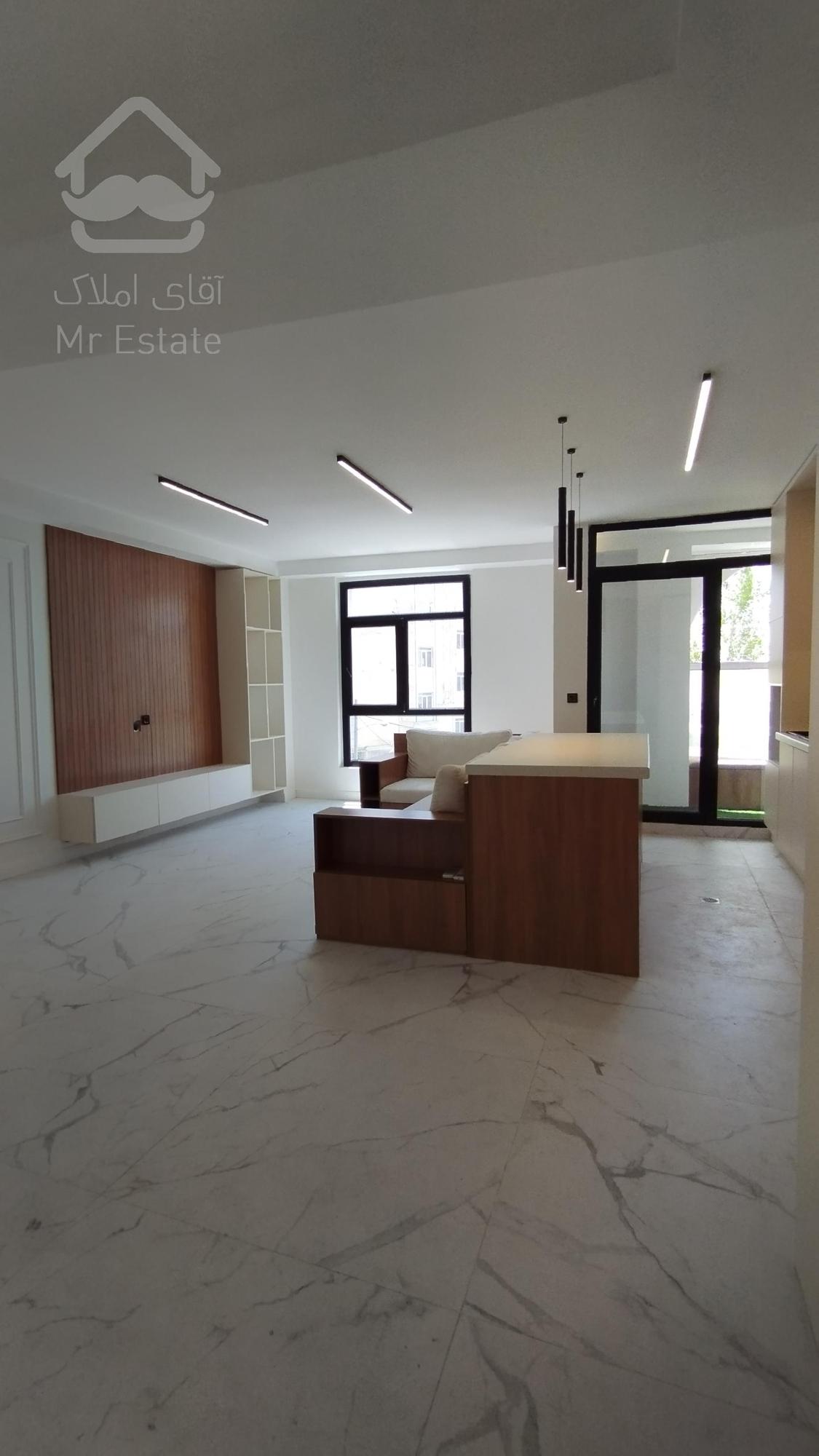 ۶۰متر/فول نوسازی شده/سالن پرده خور جنوبی