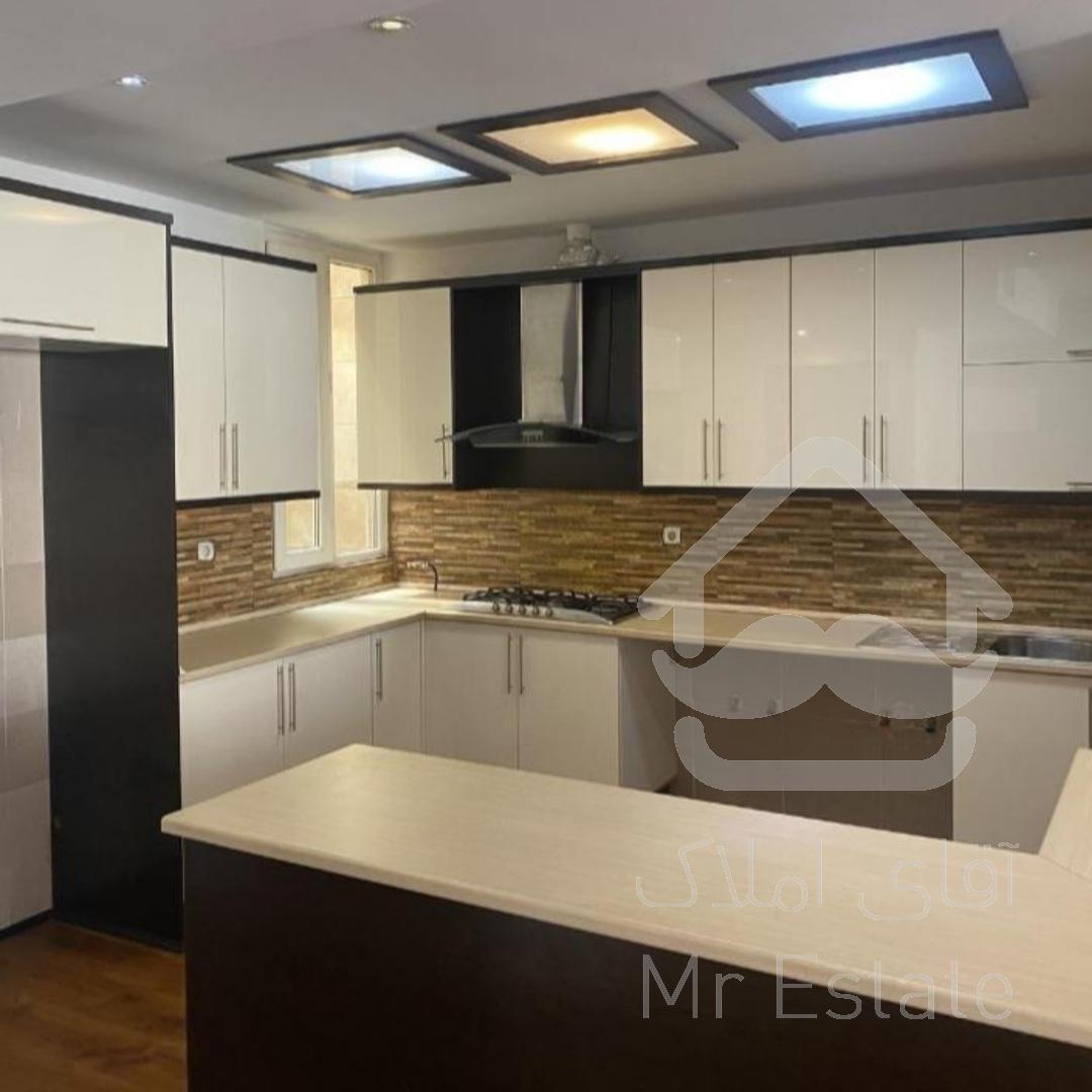 ۹۰ متر/نقشه فوق العاده/رو به آفتاب/ویو فضای سبز