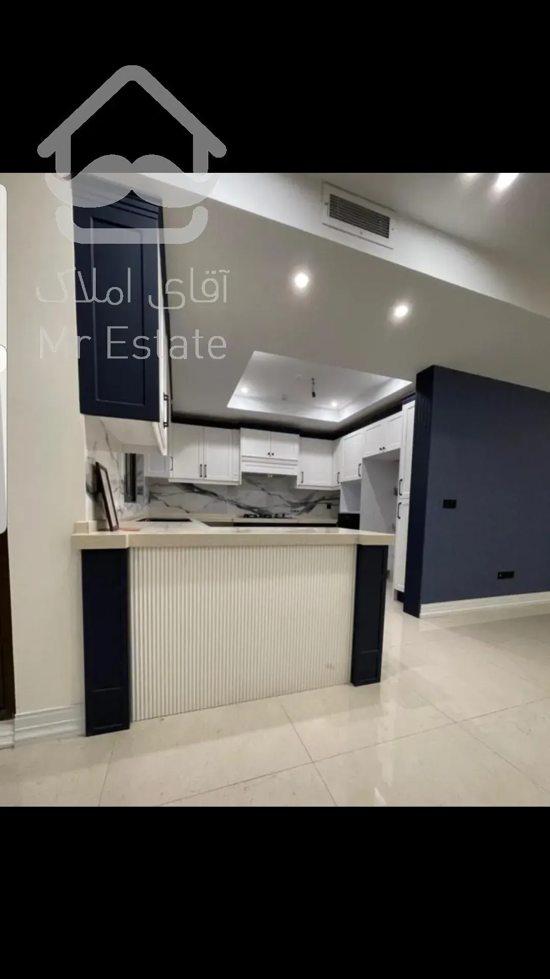 فروش ملک مستغلاتی نوساز بصورت یکجا در چند قدمی پارک جوانمردان