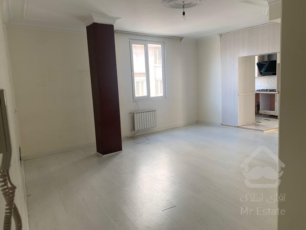 ۷۵متر/غرق در نور/لوکیشن بسیار دنج/دسترسی عالی