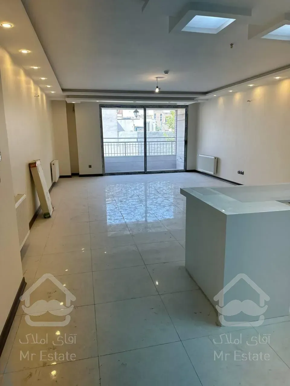 آپارتمان 144 متری کلید نخورده