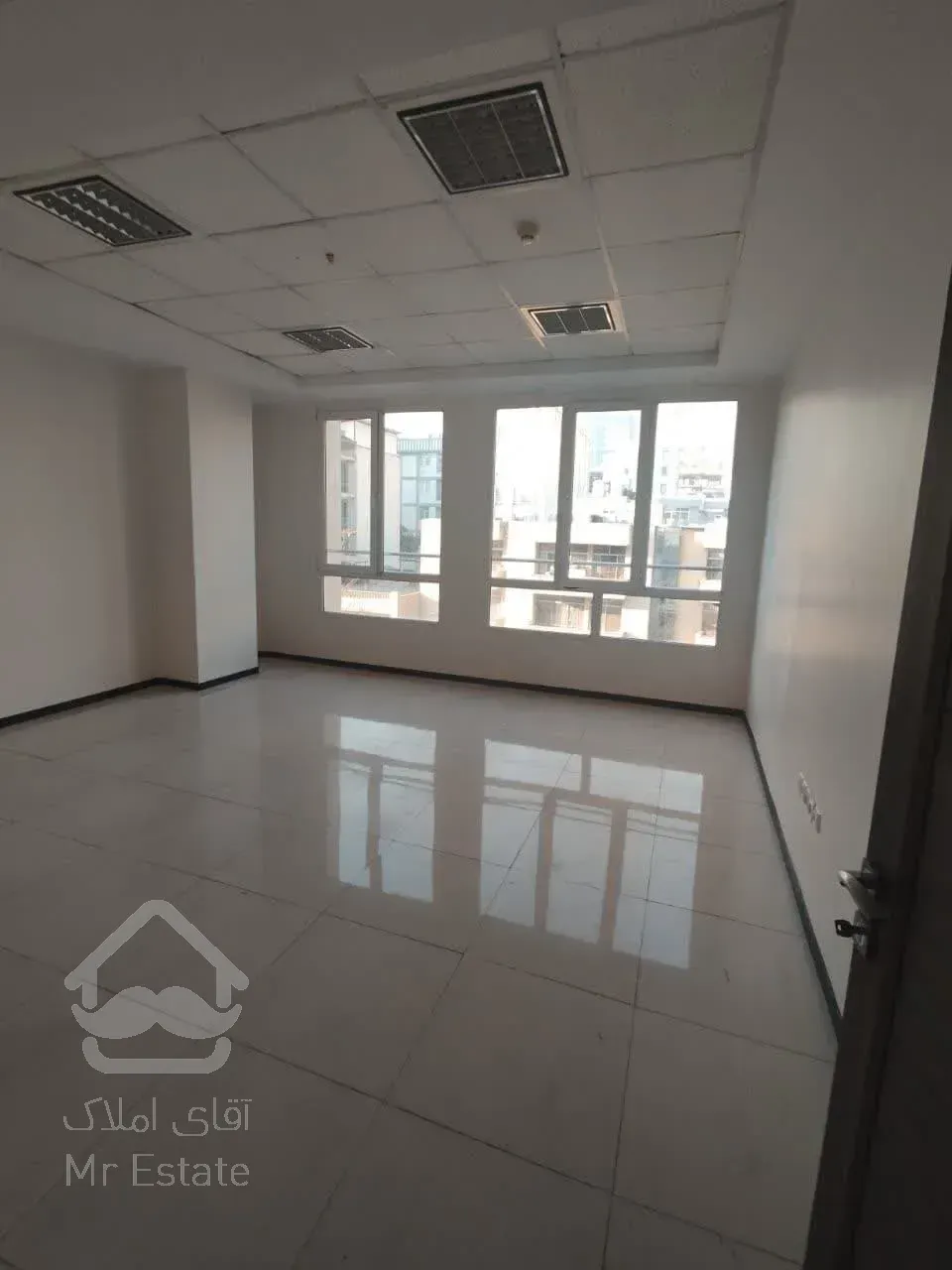 رهن واجاره واحد 280 متری سند اداری در بر اصلی مطهری