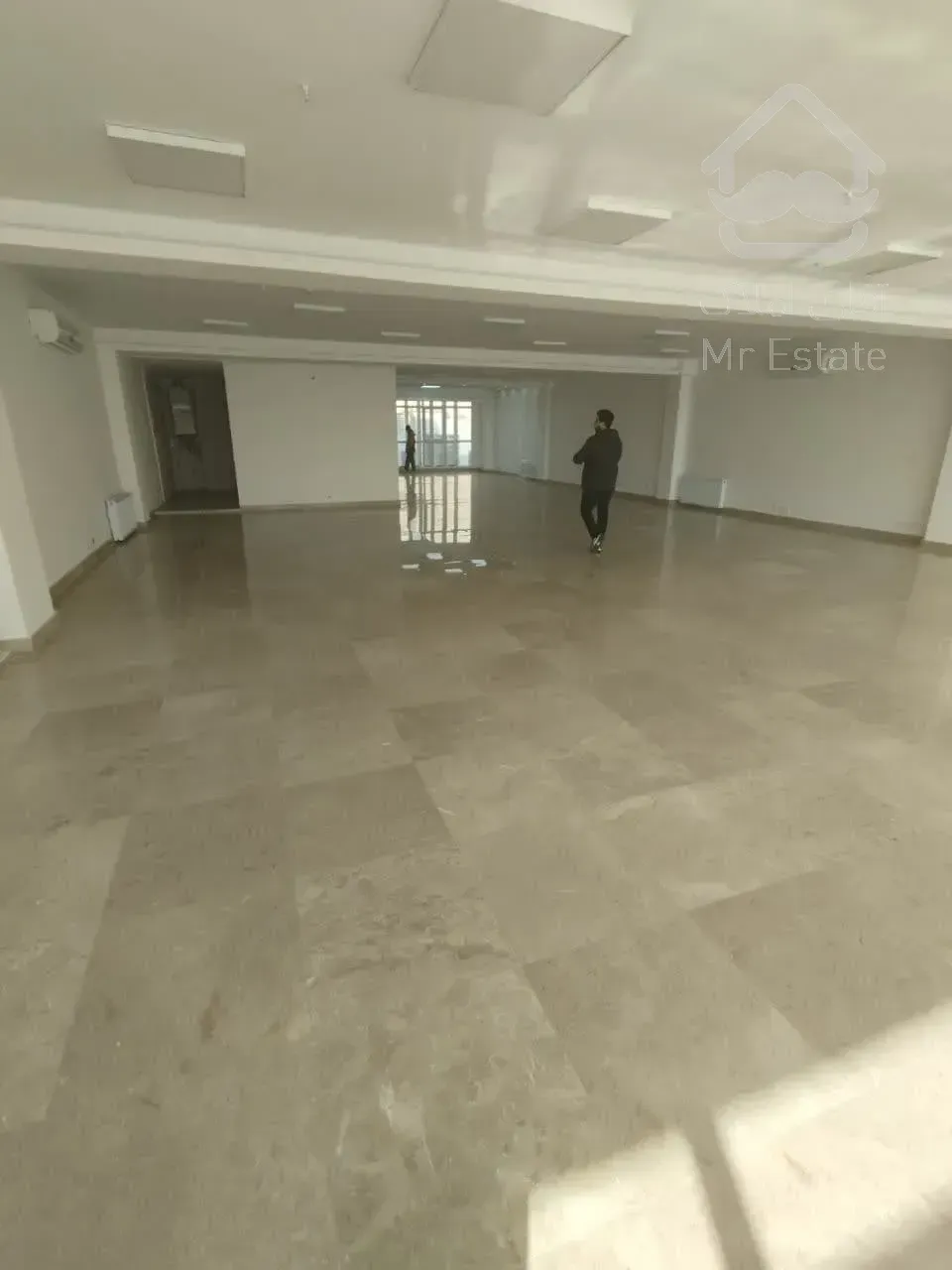 رهن و اجاره 260متری در بخارست