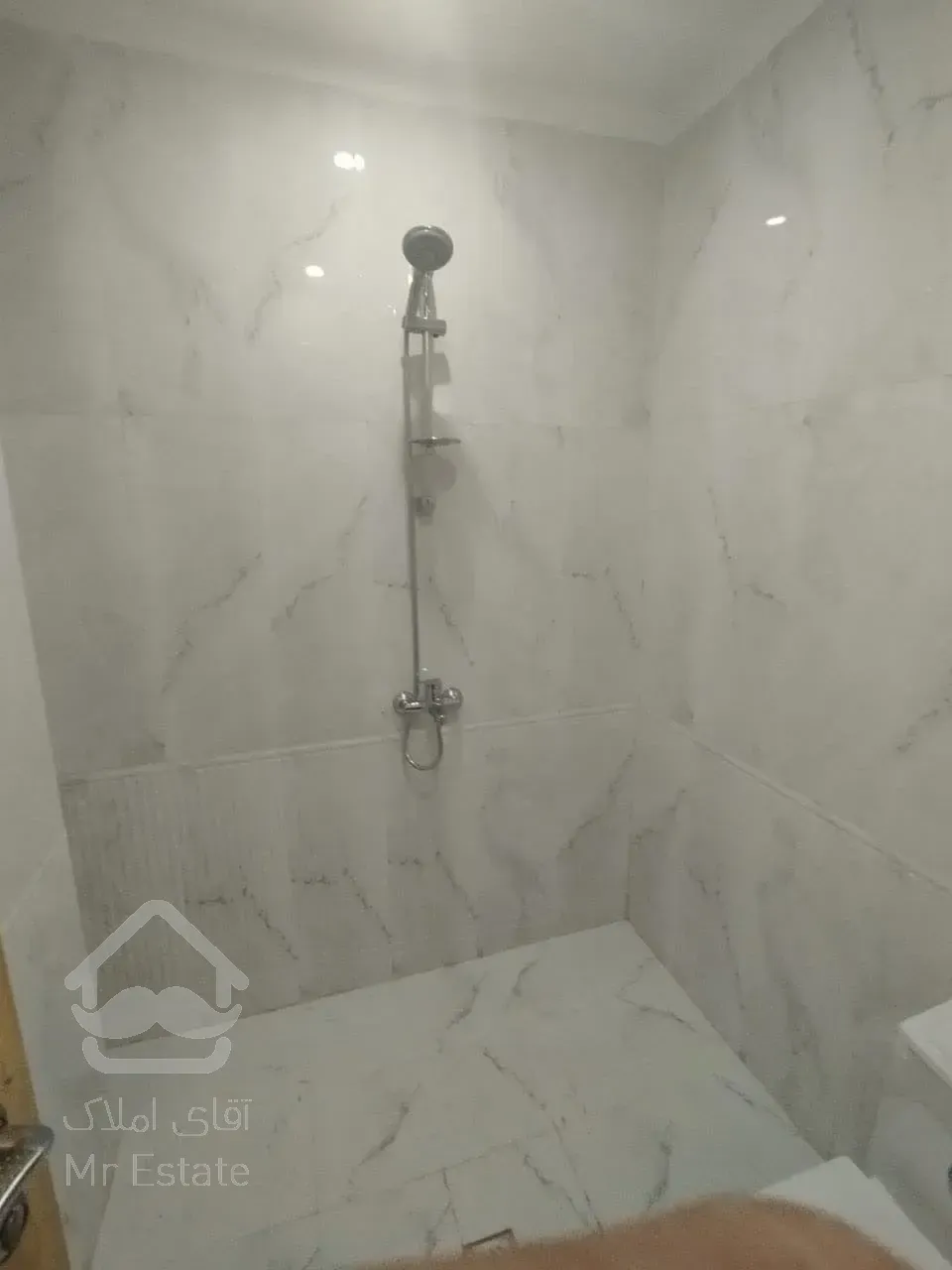 رهن کامل 265 متر فلت بخارست