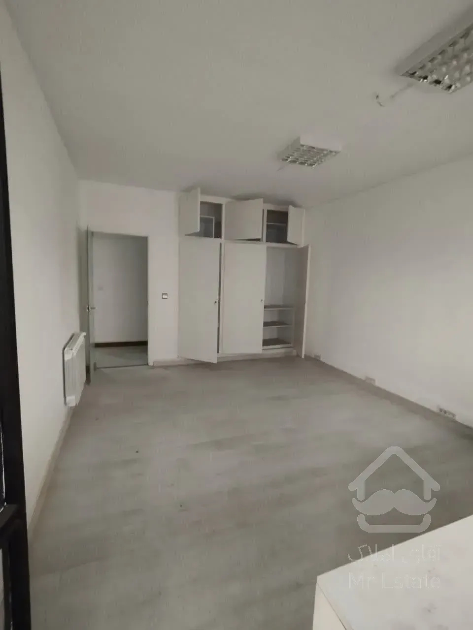 اجاره موقعیت اداری       200 متر        بخارست