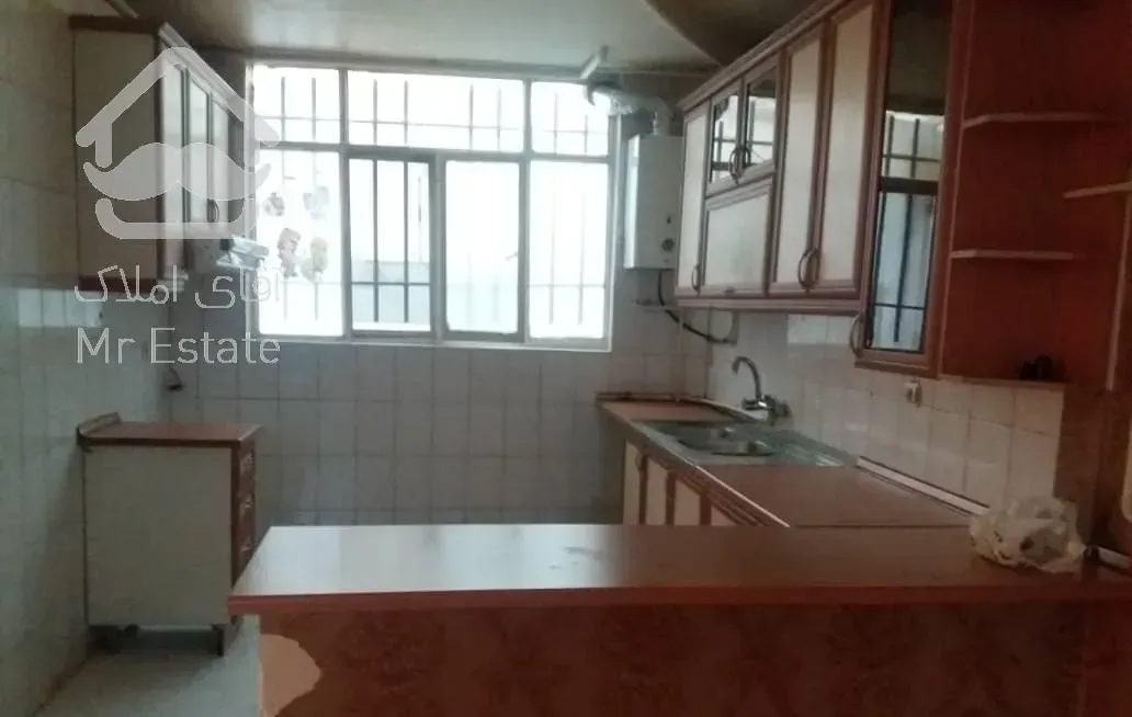 آپارتمان ۵۵ متر یک خواب و حیاط خلوت ۱۲متری