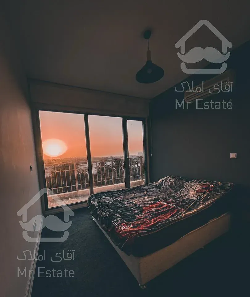 برج باغ ساحلی دید دریا طبقات بالا