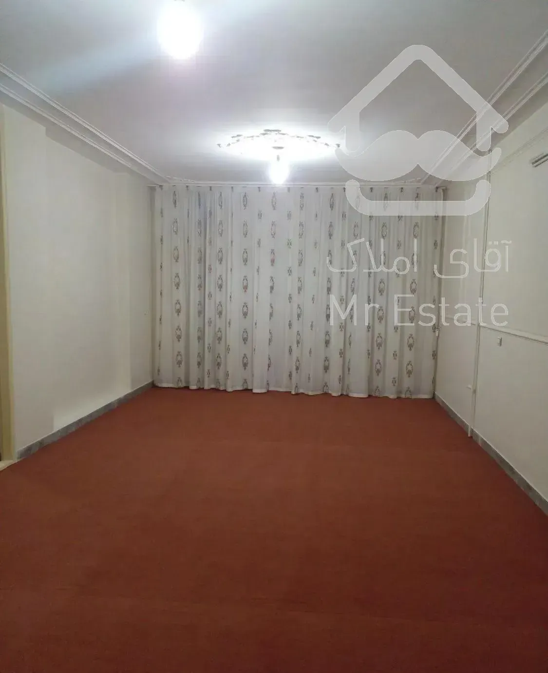 طبقه اول دو خواب بزرگ