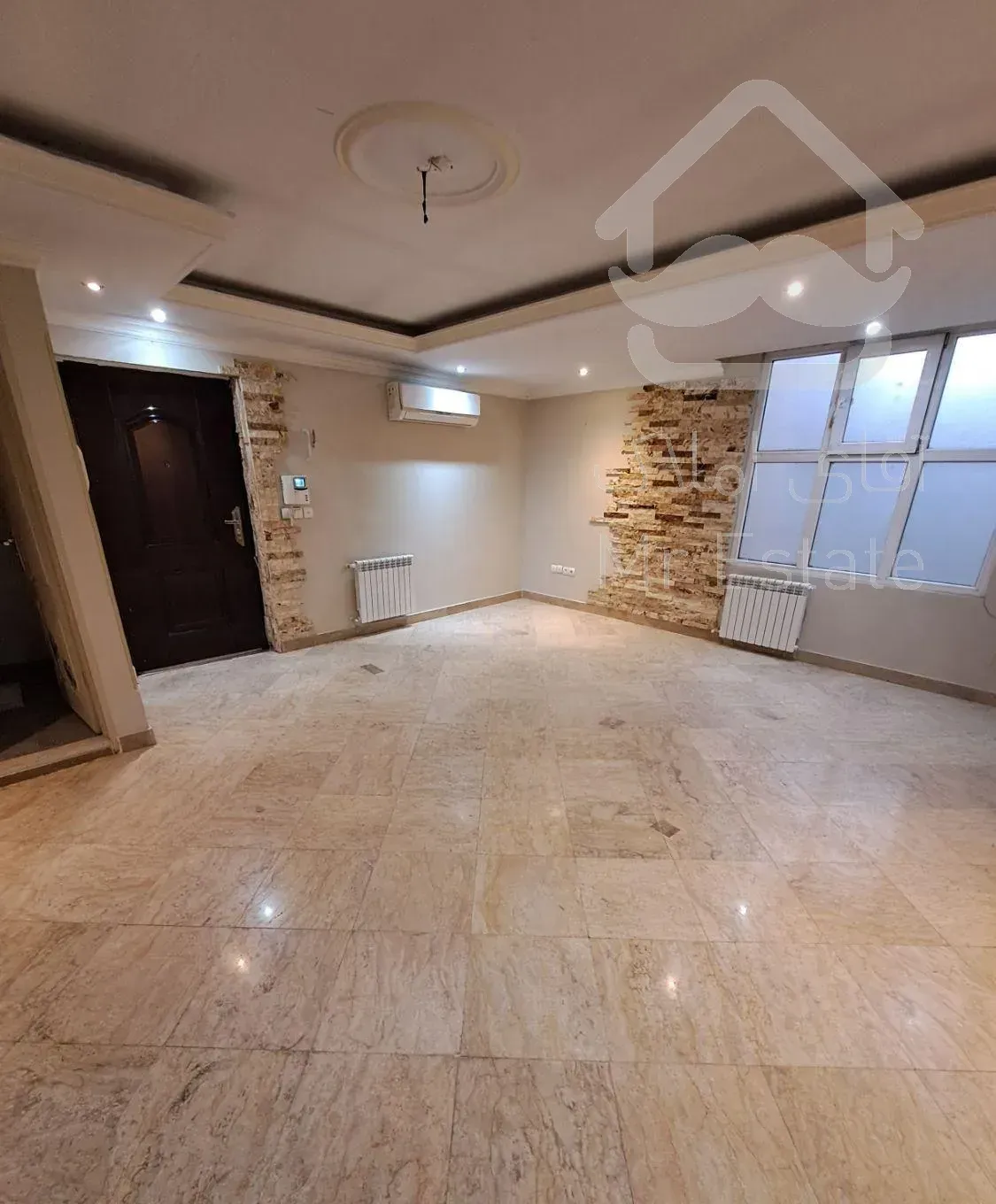 *۶۲متر فول امکانات*حوالی خ اردیبهشت*