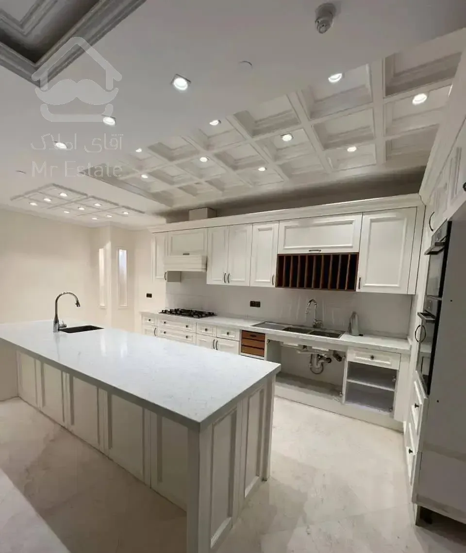 محمودیه ۲۴۰ متر ۳ خواب