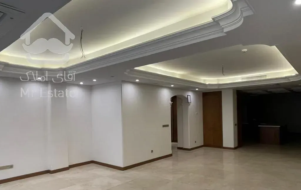 ۲۳۱ متر کلید نخورده/کامرانیه