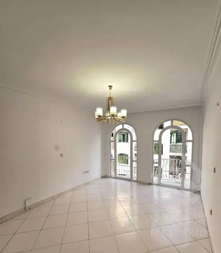 ۴۹متر/پارکینگ دار/تکواحدی/سرمایه گذاری