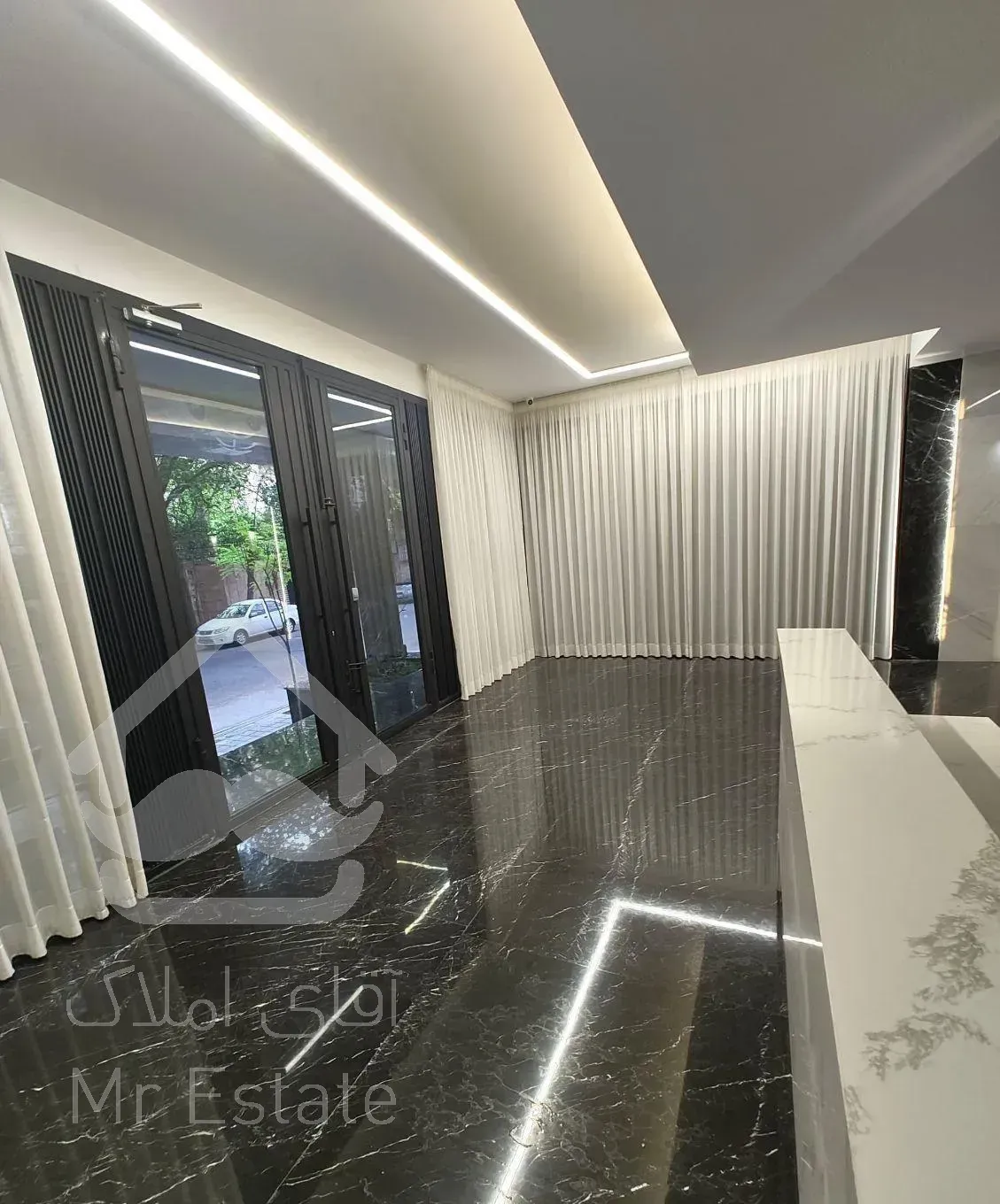 پاسداران زمرد ۱۴۰ متر سه خوابه نوساز