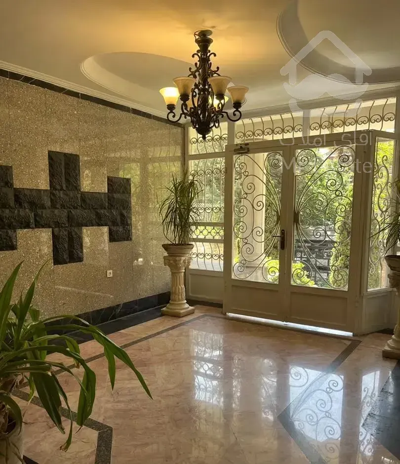 ۱۵۲متر/۳خواب/تاپ لوکیشن فرمانیه/قیمت استثنایی