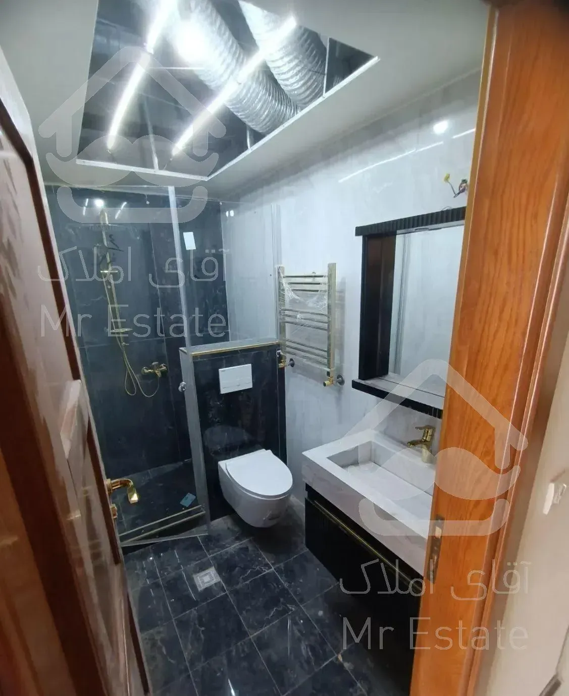 پاسداران گلستان دوم ۲۰۰ متر رهن کامل