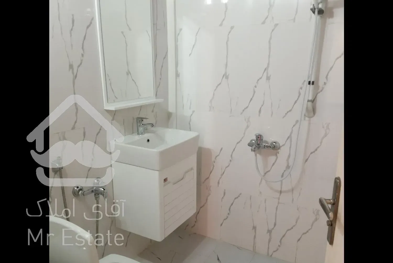 ۱۷۰ متری فول بر درختی