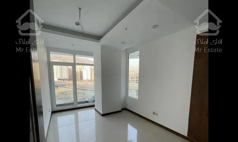 158 متر نوساز - برج تریتیوم - ویوی دریاچه