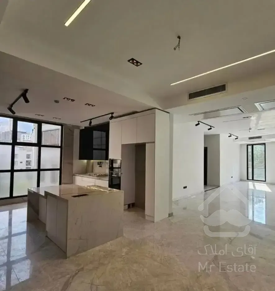 ۱۷۰ متر / نوساز / غرق نور / زیر قیمت