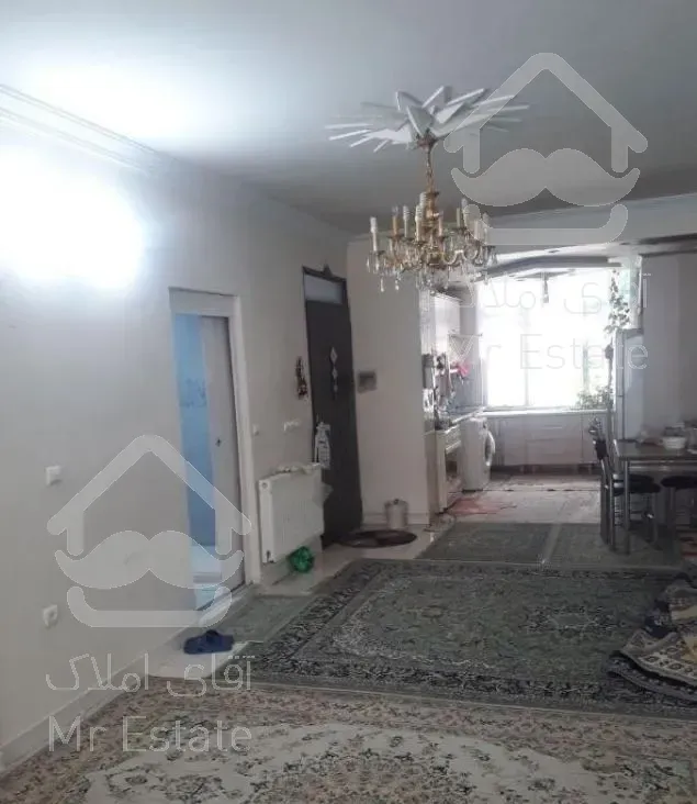 اپارتمان۱۳۰متری سه خوابه