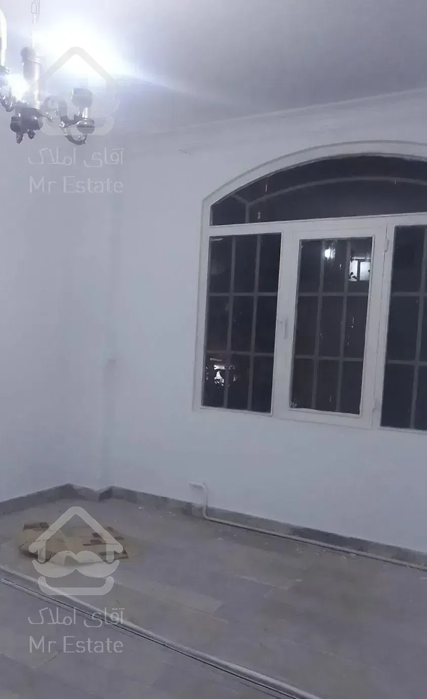 74متر دو خوابه لویزان