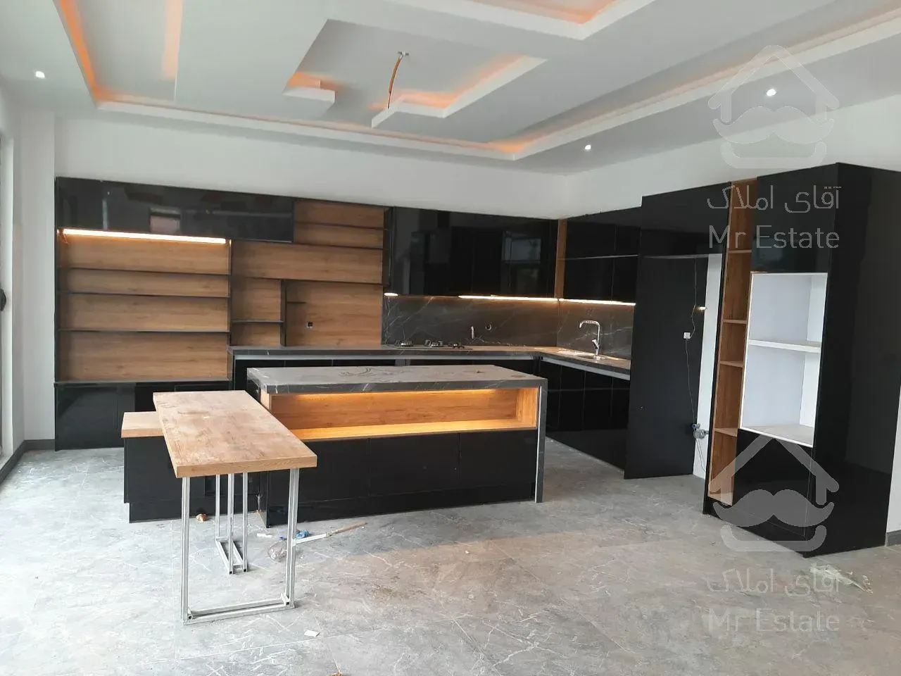 ٥٥٠ متر ويلا تريپلكس با روف ويوي ابدي كوه و جنگل