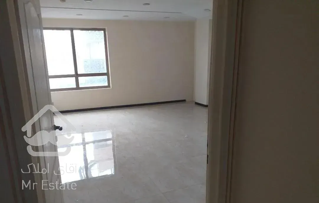 فروش واحد اداری ۴۰ متر بالکن اندرزگو