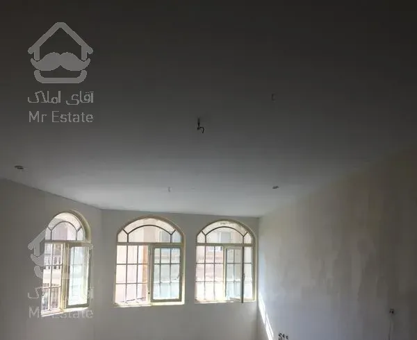 دوطبقه مسکونی دربست با موقعیت اداری