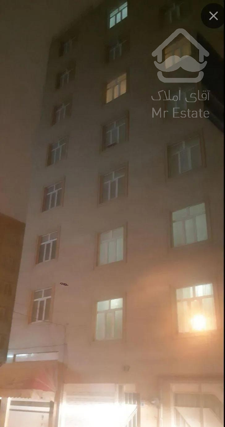 آپارتمان ۱۵۰ متری والی