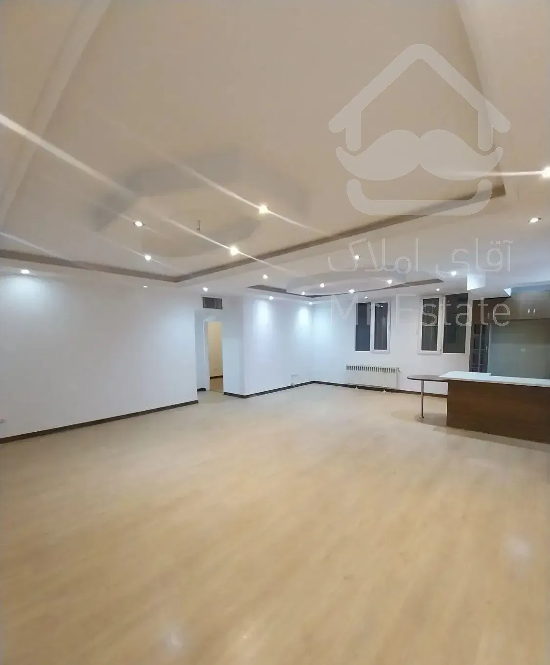 ۱۰۸ متر / ۲ خواب/ شاهین شمالی / سالن دوطرف نور