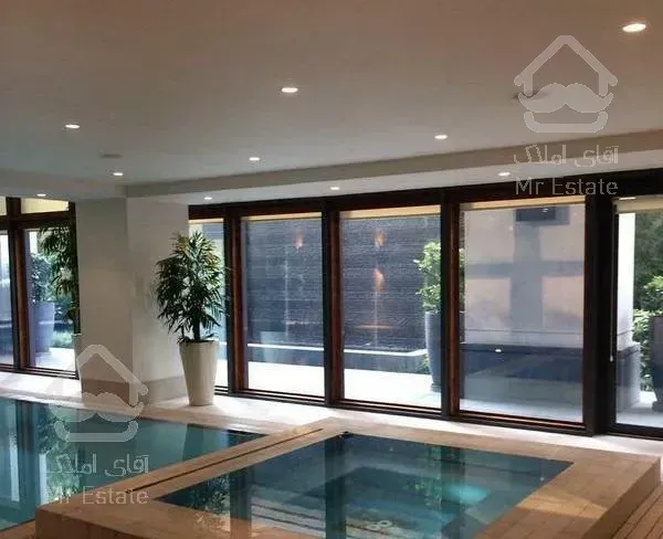 خرید آپارتمان مسکونی 250 متری نیاوران گلسنگ